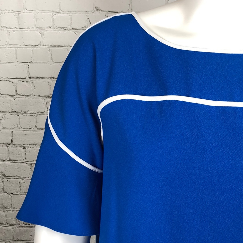 Only Size 0X (XL) Left! Alfani Cobalt Blue & White Trim Top Plus - Picture 5 of 5